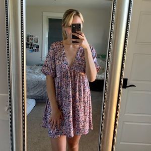 BRAND NEW✨Lulus floral silk mini dress